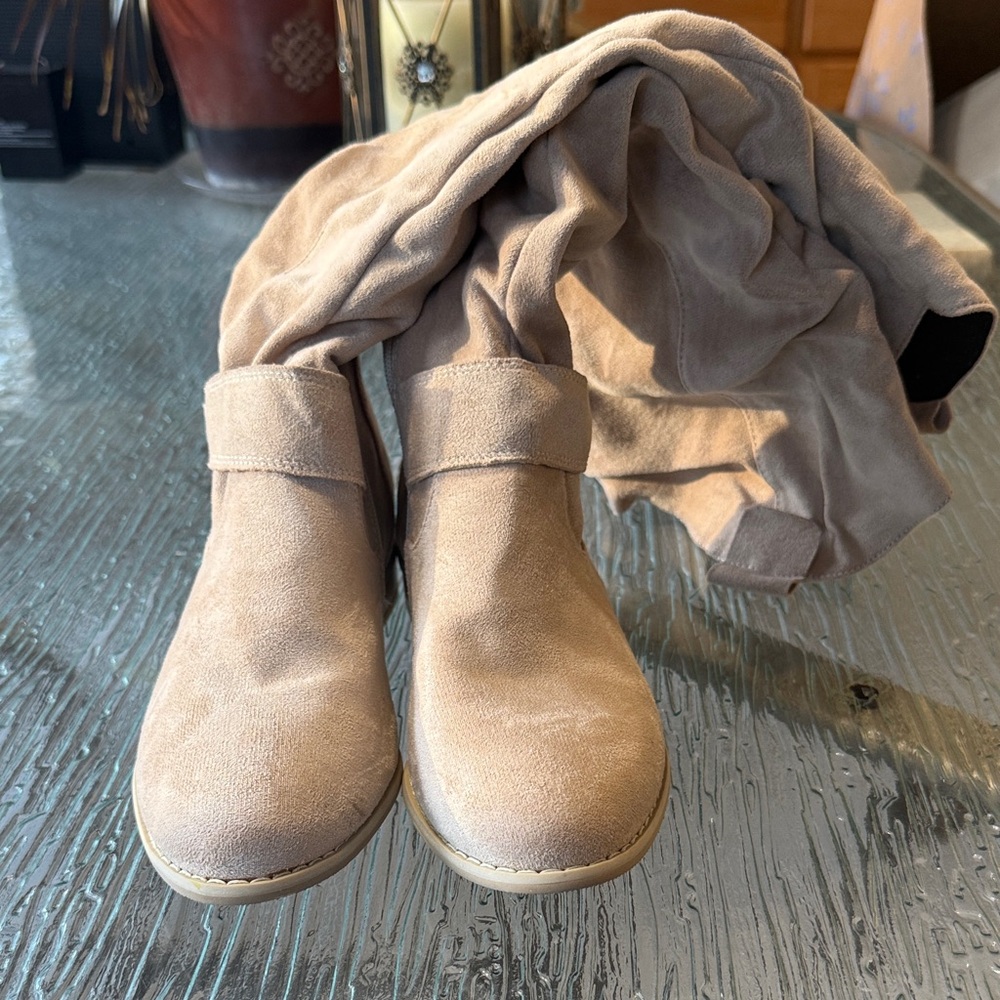 Women's Tan Suede Like Winter Boots - Zipper on side.